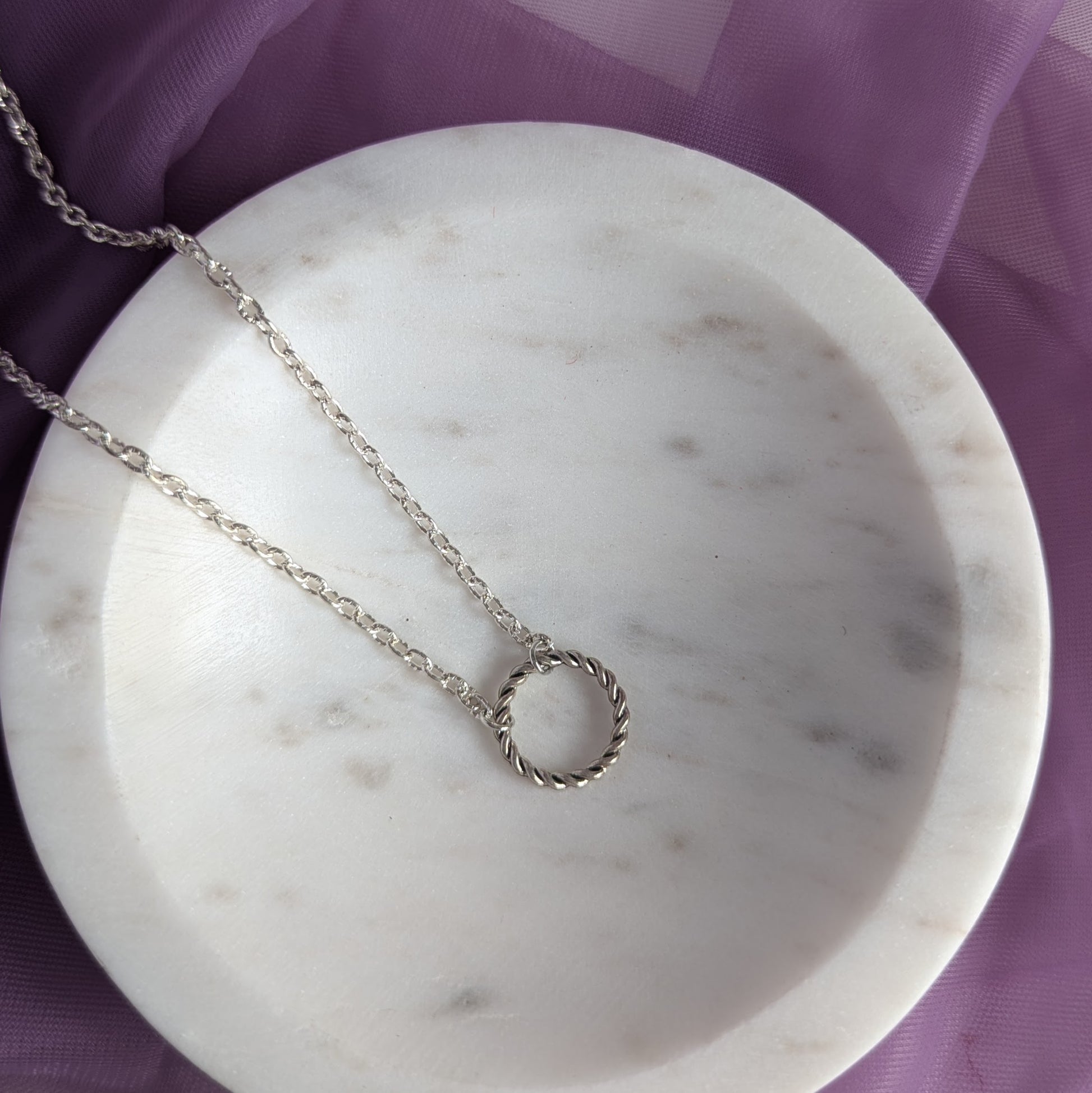 Journey Jewelry - Twist Circle Necklace