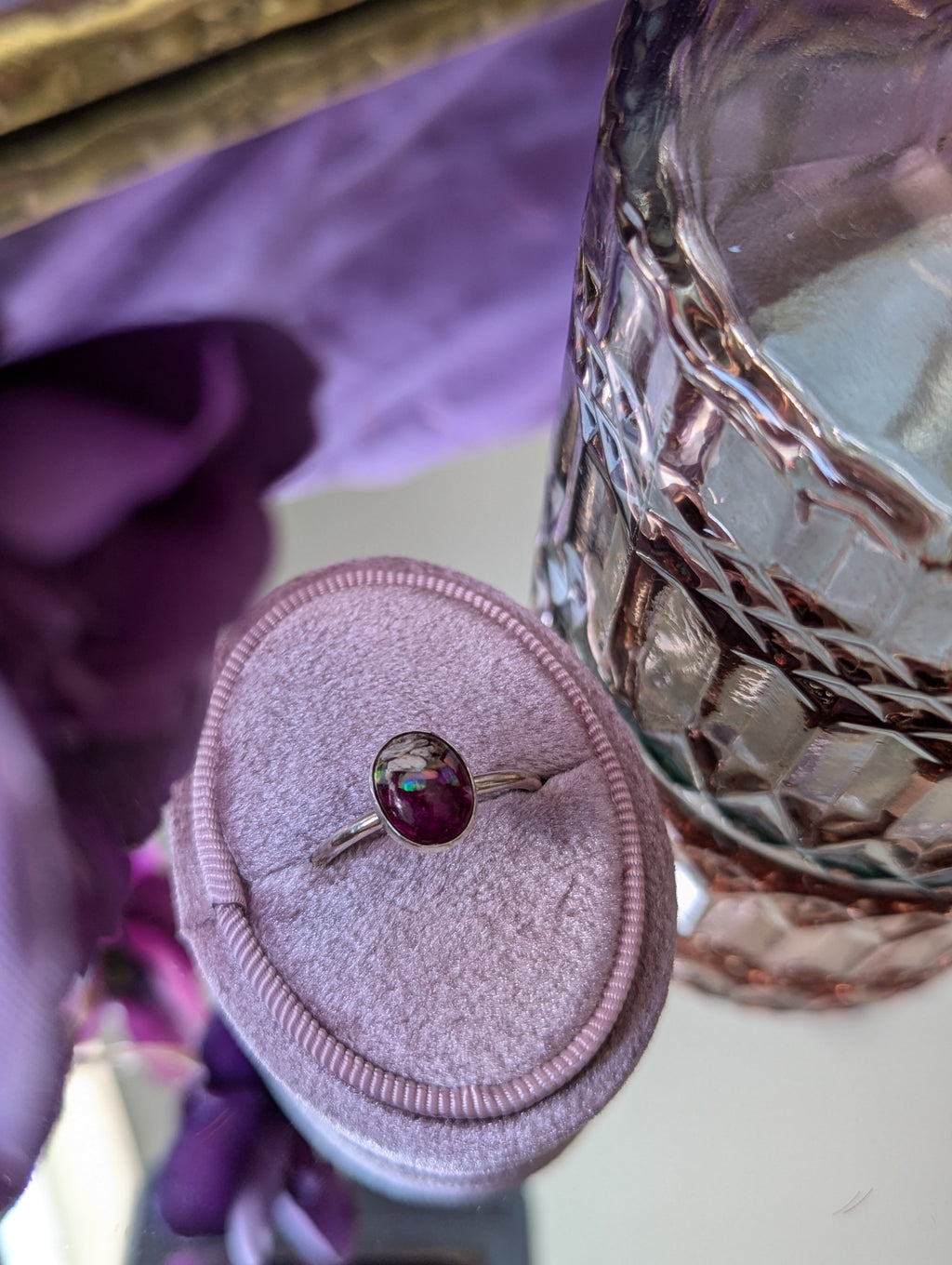 Petite Oval Ring