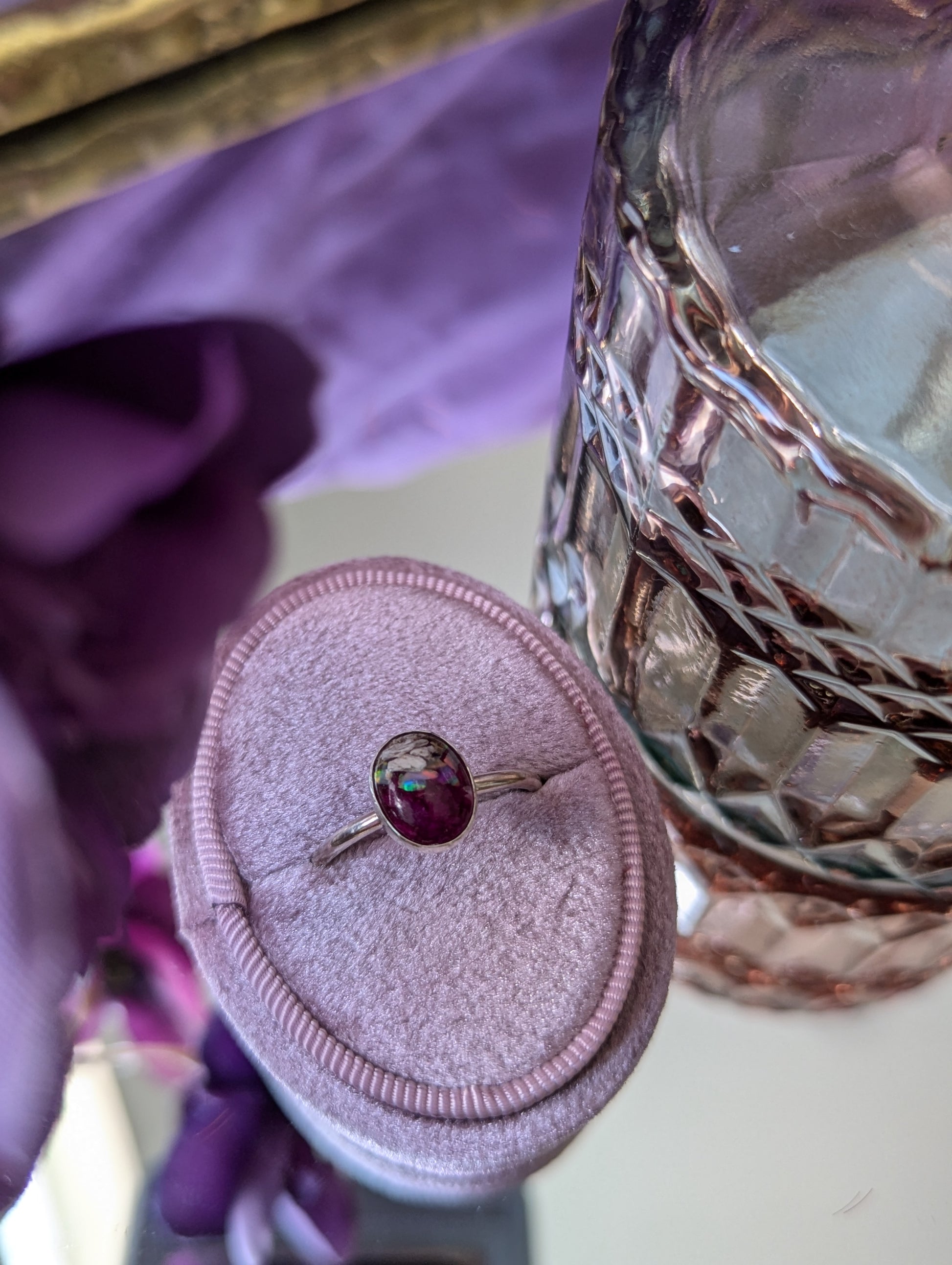 Petite Oval Ring